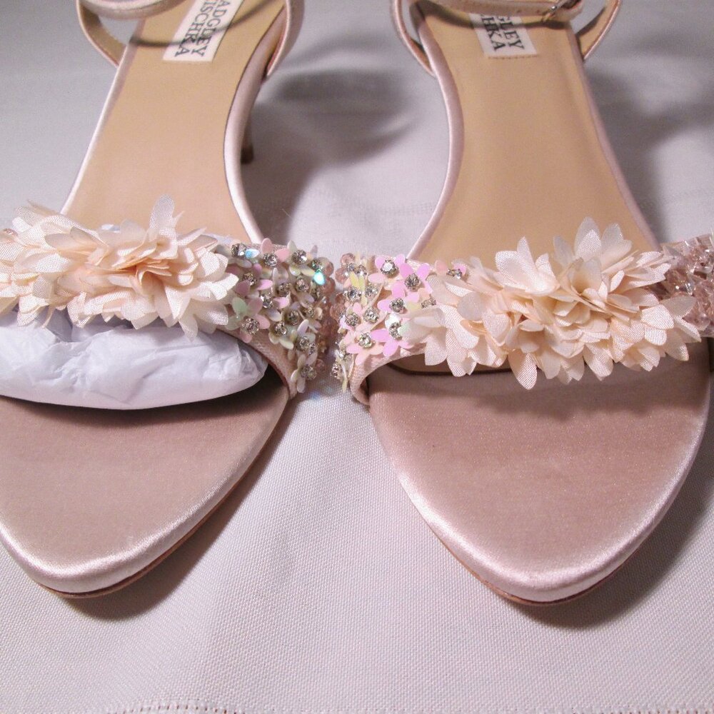 🌸 Badgley Mischka Embellished Satin Ankle-Strap Heels 🌸 - Picture 3 of 7
